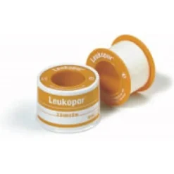 ESSITY ITALY SpA Leukopor Mutua Cerotto su Rocchetto per Pelli Sensibili 5 x 5 cm New